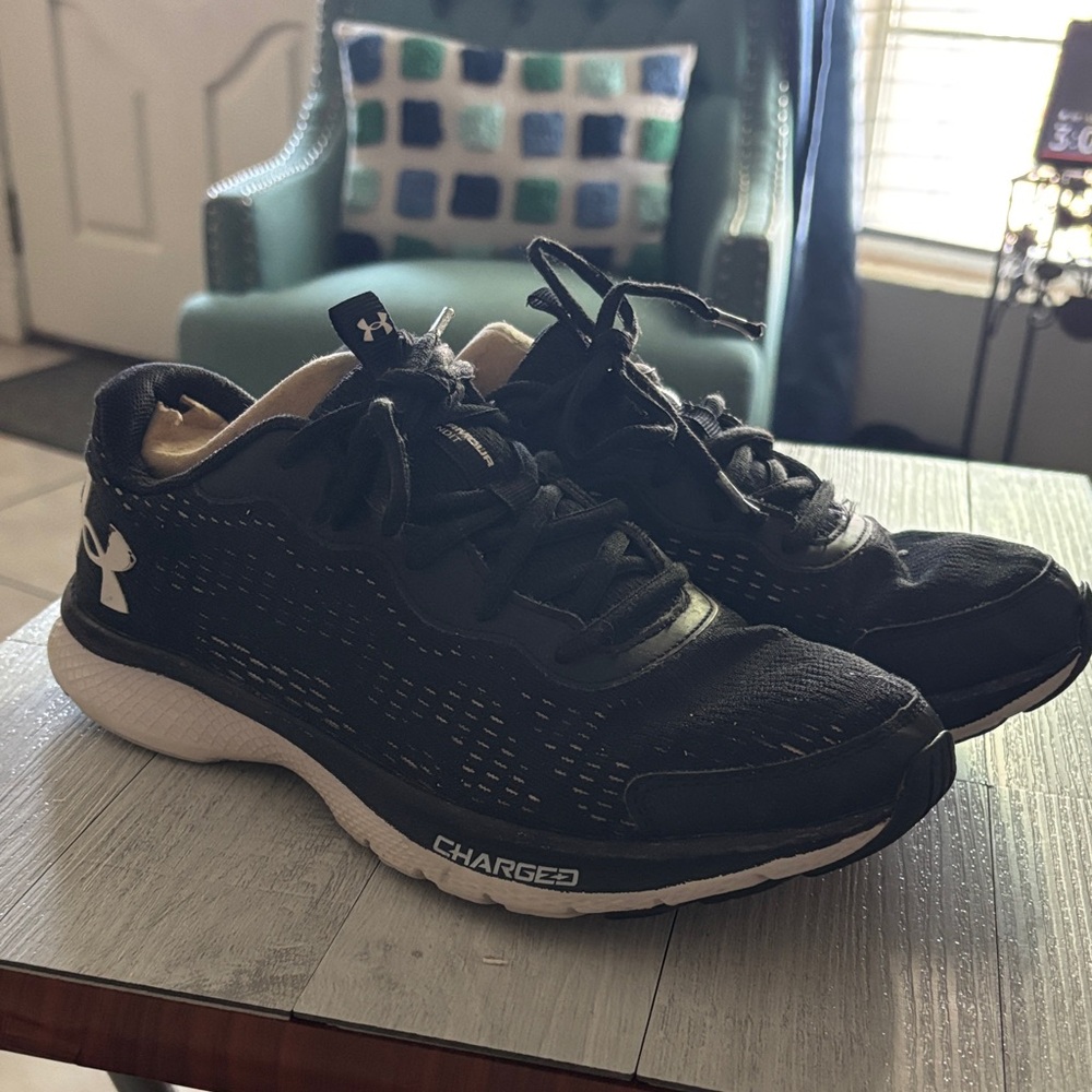 Boy's Under Armour Black and White Charged Cushion Running Sneakers